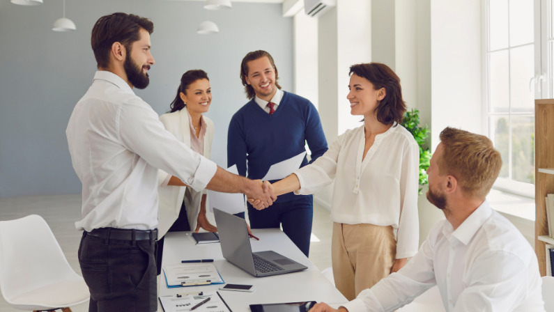 Las cooperativas y sociedades laborales ya pueden contratar con tarifa plana